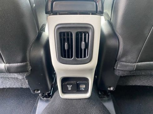 Used 2021 Jeep Compass Limited AWD/4WD image 35