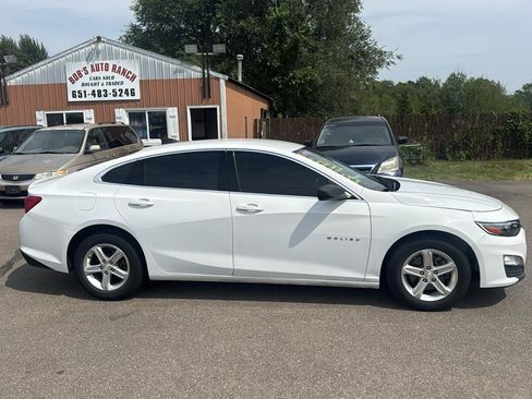 Used 2021 Chevrolet Malibu LS FWD image 4