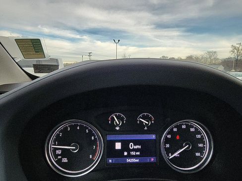 Used 2020 Buick Enclave Essence w/ Sound and Sites Package image 13