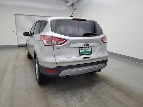 Used 2015 Ford Escape SE image 6