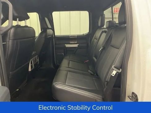 Used 2022 Ford F250 Lariat w/ FX4 Off-Road Package image 12