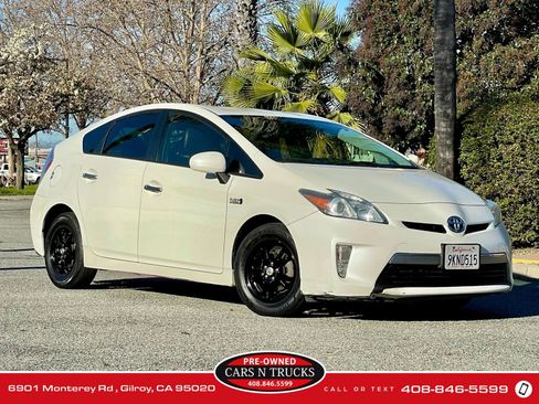 Used 2014 Toyota Prius Prime Advanced FWD image 1