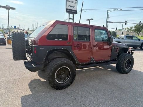Used 2007 Jeep Wrangler Unlimited Sahara w/ Trailer Tow Group AWD/4WD image 16