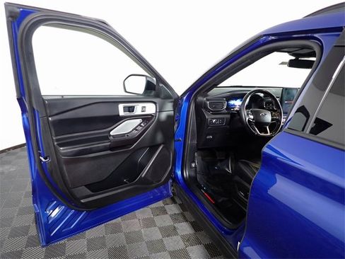 Used 2020 Ford Explorer ST w/ ST High-Performance Pack image 22