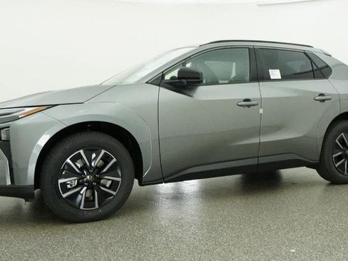 New 2026 Toyota bZ FWD image 18