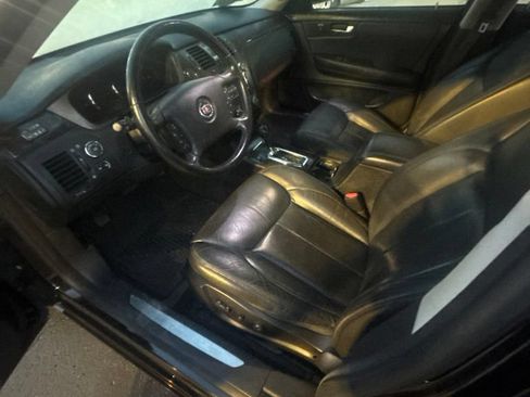 Used 2008 Cadillac DTS FWD image 17