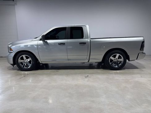 Used 2018 RAM 1500 Tradesman RWD image 3