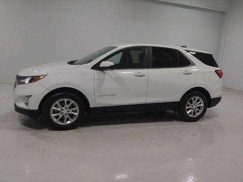 Used 2021 Chevrolet Equinox LT FWD image 2