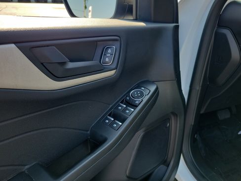 Used 2022 Ford Escape SE AWD/4WD image 18
