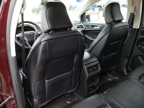 Used 2024 Ford Edge SEL w/ Convenience Package image 16