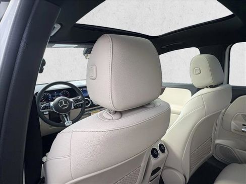 New 2026 Mercedes-Benz GLA 250 image 15