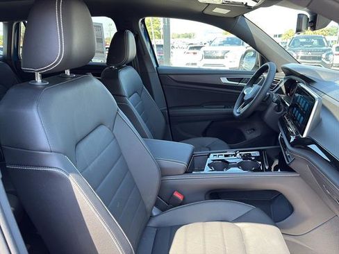 New 2026 Volkswagen Atlas Cross Sport SEL R-Line image 9