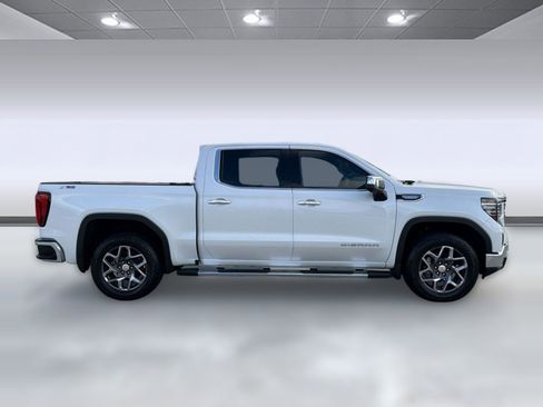 Certified 2024 GMC Sierra 1500 SLT image 7