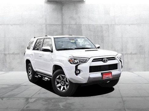 Used 2022 Toyota 4Runner TRD Off-Road Premium image 2