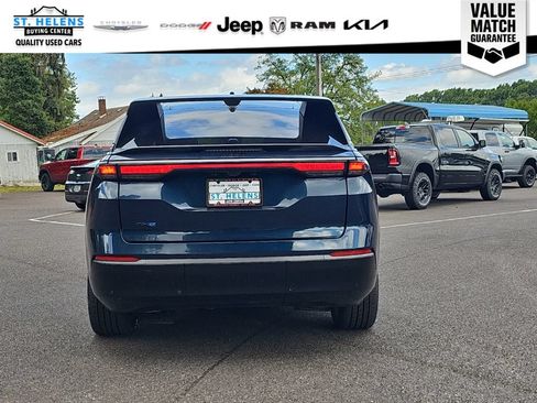 Used 2024 Jeep Wagoneer Launch Edition AWD/4WD image 5