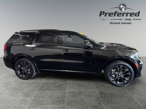 Used 2025 Dodge Durango R/T w/ Blacktop Package AWD/4WD image 8