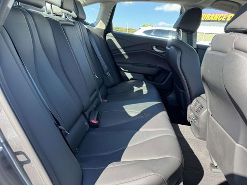 Certified 2025 Acura TLX w/ Technology Package image 11