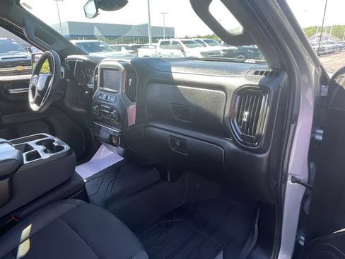 Certified 2024 Chevrolet Silverado 1500 Custom w/ Turbomax Blackout Package AWD/4WD image 28