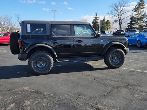 New 2025 Ford Bronco Outer Banks w/ Sasquatch Package image 16