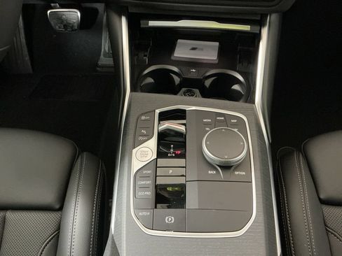 New 2026 BMW 330i Sedan w/ M Sport Package RWD image 13