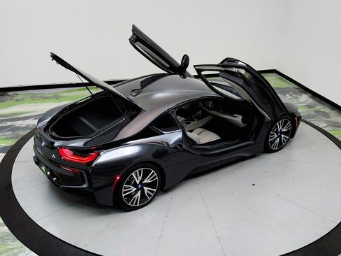 Used 2016 BMW i8 image 34