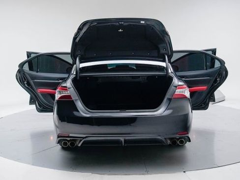 Used 2019 Toyota Camry XSE FWD image 20