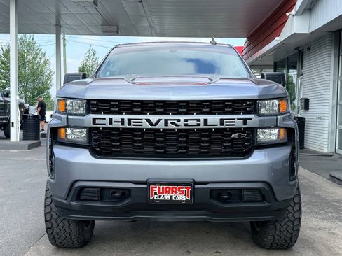 Used 2020 Chevrolet Silverado 1500 Custom w/ Infotainment Package RWD image 8