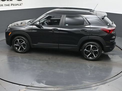 Used 2023 Chevrolet TrailBlazer RS w/ Convenience Package AWD/4WD image 43