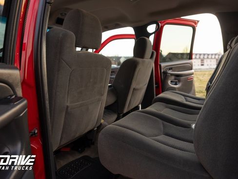Used 2004 Chevrolet Silverado 2500 LS w/ Skid Plate Package image 18
