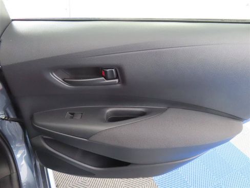 Used 2025 Toyota Corolla LE FWD image 32