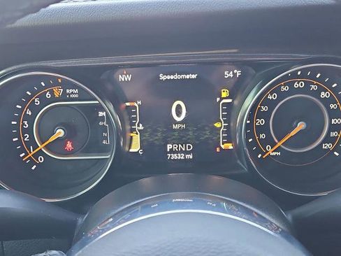 Used 2021 Jeep Wrangler Unlimited Sahara image 11