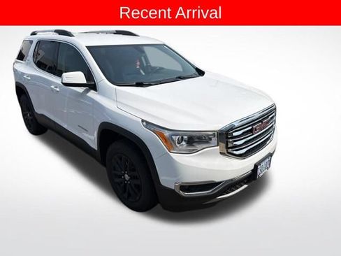 Used 2018 GMC Acadia SLT AWD/4WD image 3