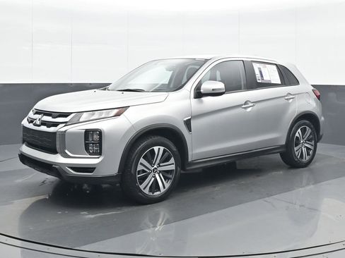 Used 2024 Mitsubishi Outlander Sport SE AWD/4WD image 2