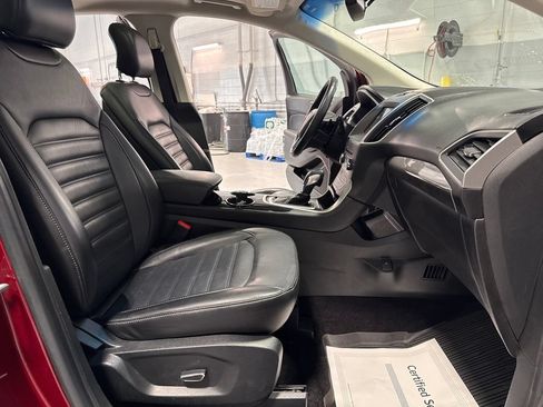 Used 2017 Ford Edge SEL w/ Equipment Group 201A AWD/4WD image 33
