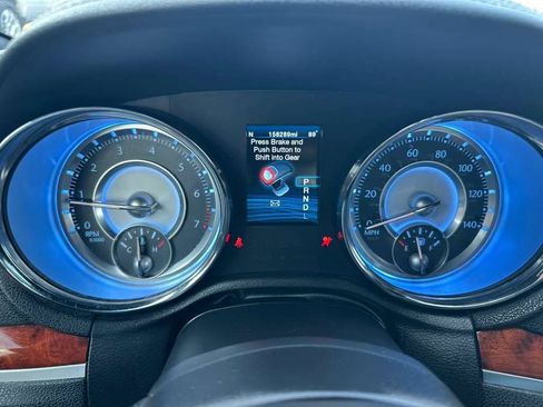 Used 2012 Chrysler 300 RWD image 13