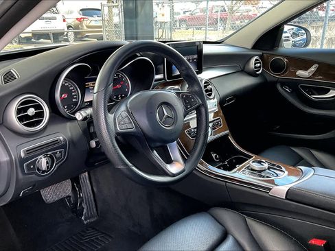 Used 2017 Mercedes-Benz C 300 Sedan image 17