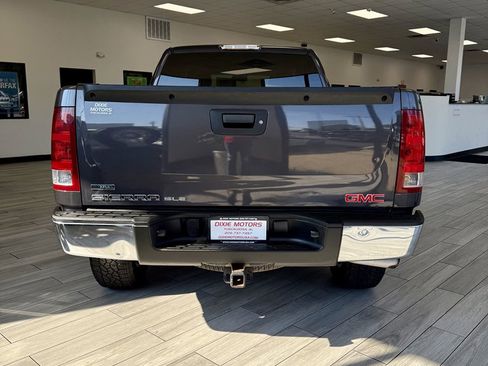 Used 2011 GMC Sierra 1500 SLE w/ Power Tech Package image 8