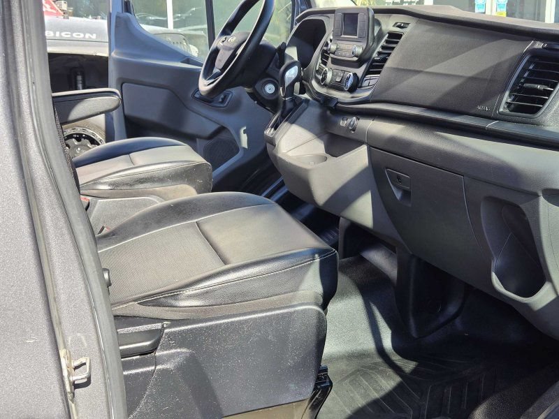 Used 2021 Ford Transit 250 Medium Roof RWD image 10