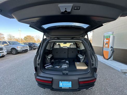 New 2026 Hyundai Santa Fe SE image 23