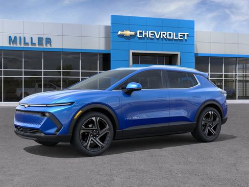 New 2026 Chevrolet Equinox EV LT image 38