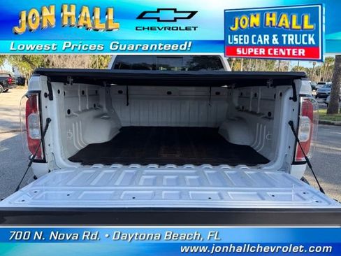 Certified 2022 GMC Canyon Elevation w/ Trailering Package image 10