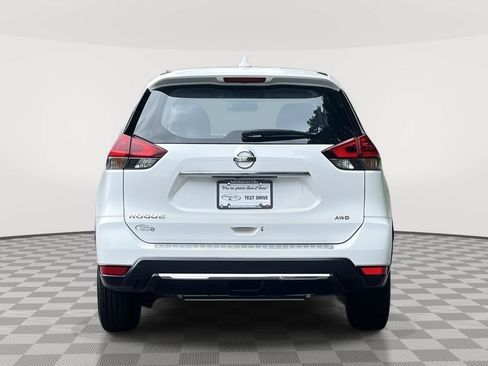 Used 2018 Nissan Rogue S AWD/4WD image 6