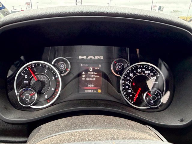 Used 2024 RAM 2500 Big Horn w/ Sport Appearance Package AWD/4WD image 11