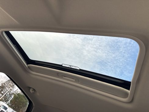 Used 2022 Ford EcoSport SE w/ SE Convenience Package image 22