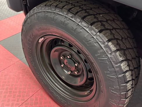 Used 2007 Toyota FJ Cruiser Sport Utility 2D image 30