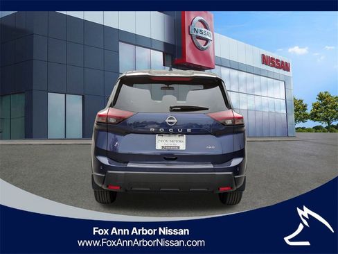 New 2026 Nissan Rogue SV w/ Cold Weather Package image 4