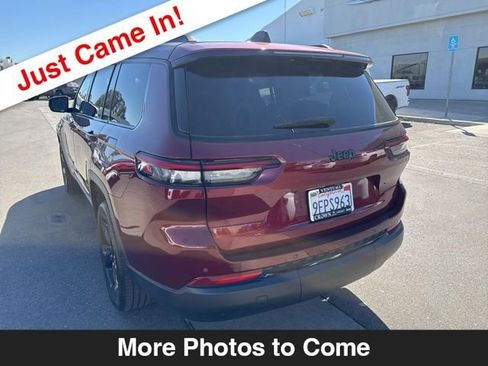 Certified 2023 Jeep Grand Cherokee L Laredo image 3