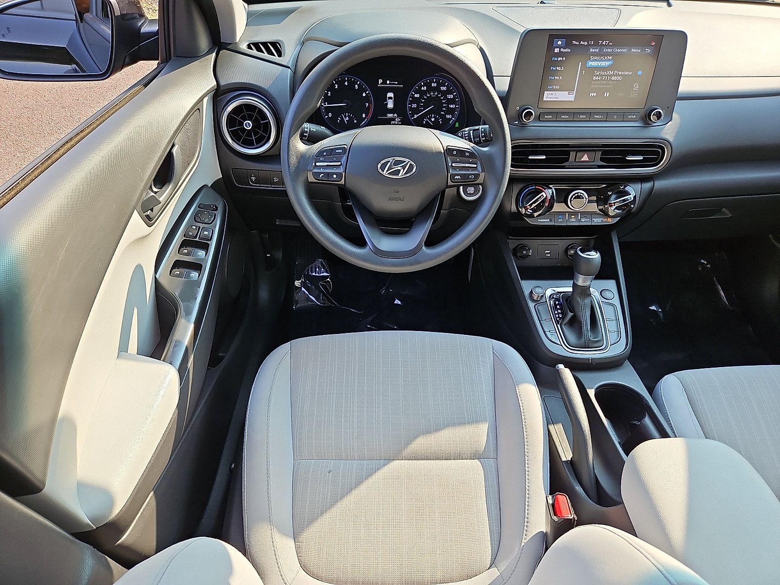 Used 2023 Hyundai Kona SEL AWD/4WD image 11