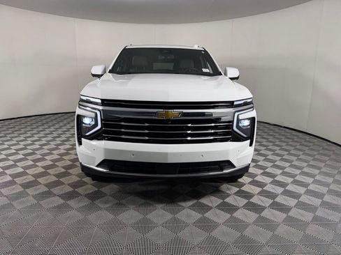 Used 2025 Chevrolet Tahoe LT AWD/4WD image 5