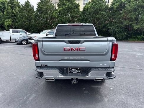 Used 2024 GMC Sierra 1500 SLT w/ SLT Premium Plus Package AWD/4WD image 4